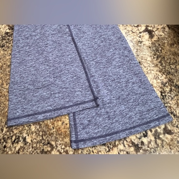 NWT Offline by Aerie Foldover Hi-Rise The Hugger Flare Leggings - Picture 12 of 16